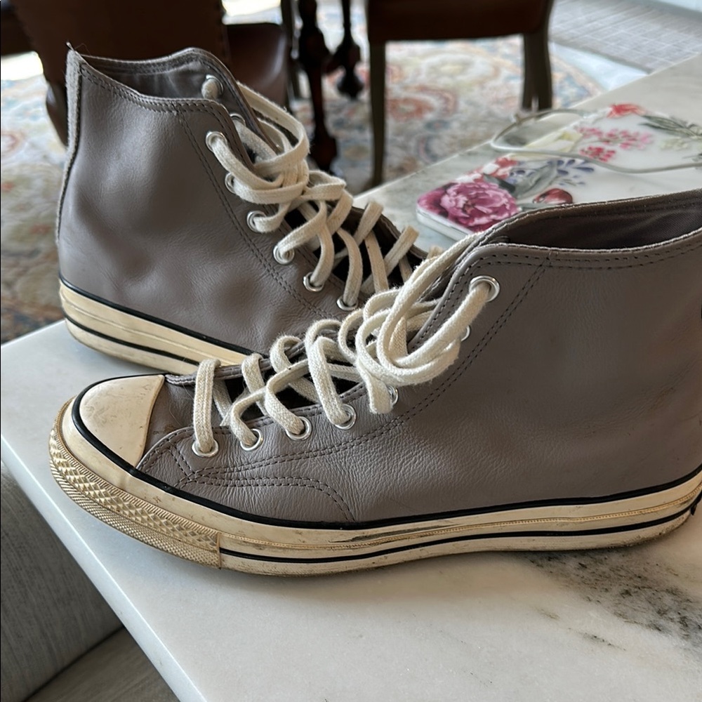 Gray Converse High-Top Sneakers with White Laces. Men’s
